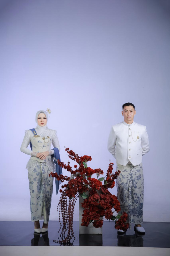 https://dewi-ari.webnikah.com/dirmember/00000029/dewiari05/photo-282369-333530-l-202603271058.jpg