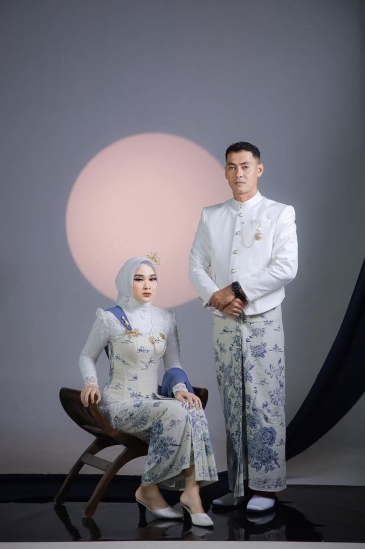 https://dewi-ari.webnikah.com/dirmember/00000029/dewiari05/photo-282369-333531-l-202603271059.jpg